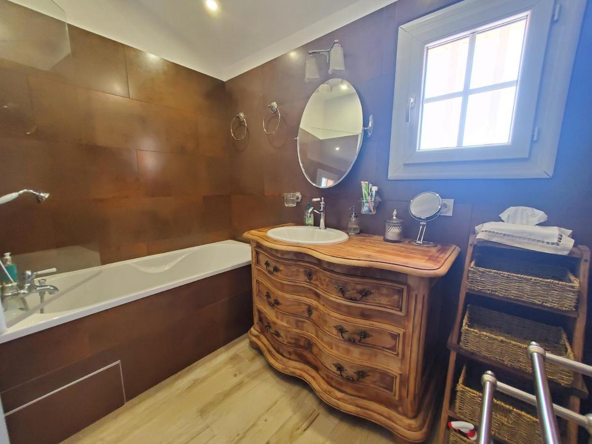 Frejus Maison 3 Chambres 100M2 Climatisee 6 Person المظهر الخارجي الصورة
